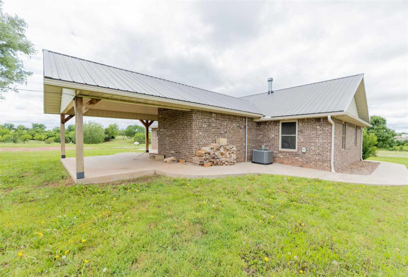 3 Bedrooms Bedrooms, 0 ,2 BathroomsBathrooms,Residential,Single Family,743,1,132604