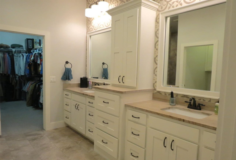 4 Bedrooms Bedrooms, 0 ,4 BathroomsBathrooms,Residential,Single Family,Arbor,2,132609