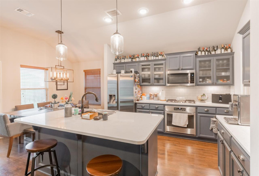 3 Bedrooms Bedrooms, 0 ,2 BathroomsBathrooms,Residential,Single Family,Landry,1,132617