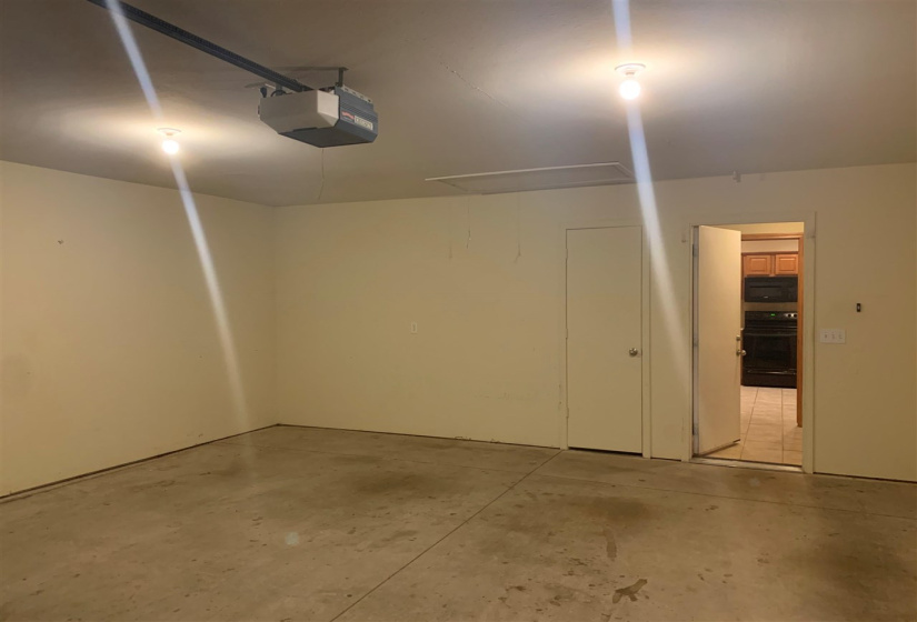 0 , 0 ,3 BathroomsBathrooms,Multi-family,Duplex,Devin Lea,1,132620