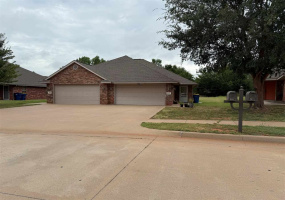0 , 0 ,3 BathroomsBathrooms,Multi-family,Duplex,Devin Lea,1,132620