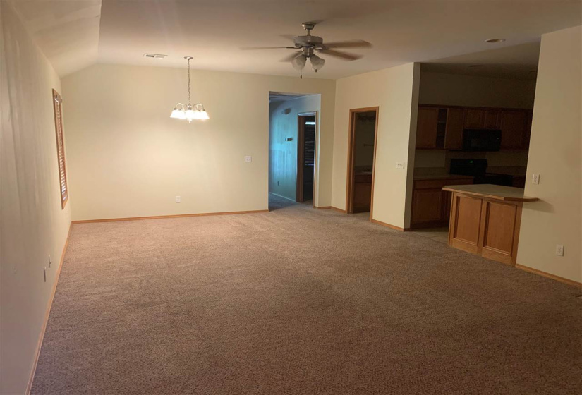 0 , 0 ,3 BathroomsBathrooms,Multi-family,Duplex,Devin Lea,1,132620
