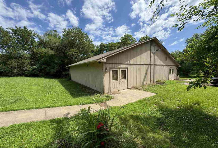 0 , 0 ,0,Residential,Single Family,Brissey,1,132621