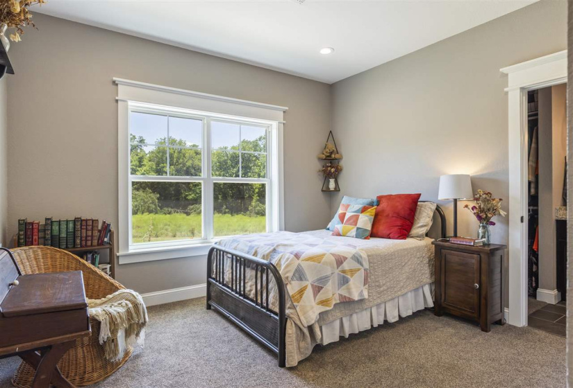4 Bedrooms Bedrooms, 0 ,3 BathroomsBathrooms,Residential,Single Family,Prairie,1.5,132623