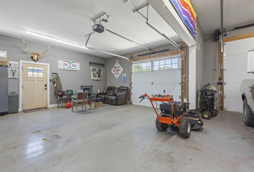 4 Bedrooms Bedrooms, 0 ,3 BathroomsBathrooms,Residential,Single Family,Prairie,1.5,132623