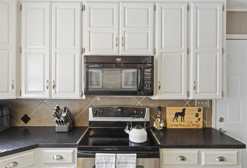 3 Bedrooms Bedrooms, 0 ,2 BathroomsBathrooms,Residential,Single Family,Cherokee,1,132633