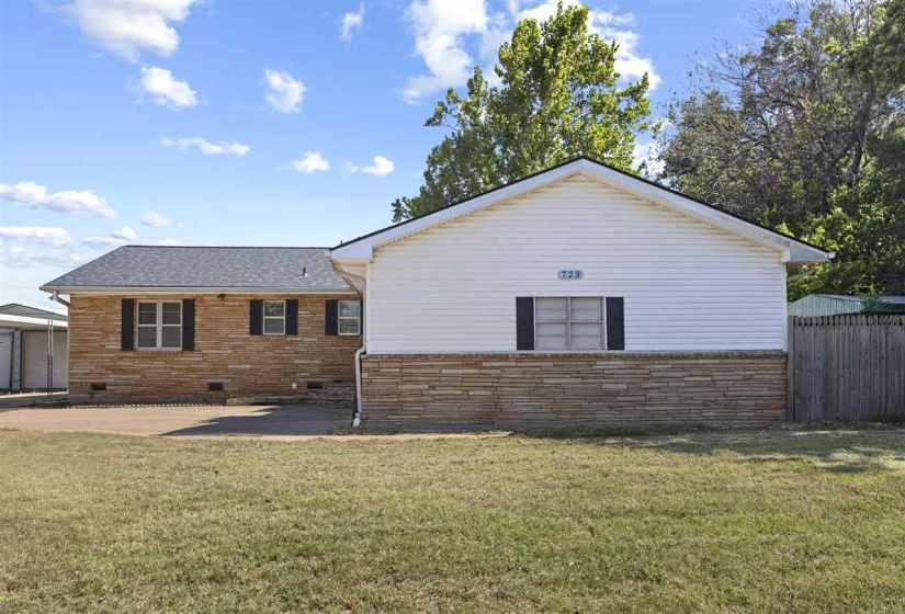 3 Bedrooms Bedrooms, 0 ,2 BathroomsBathrooms,Residential,Single Family,Cherokee,1,132633
