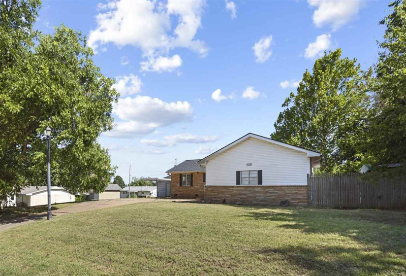 3 Bedrooms Bedrooms, 0 ,2 BathroomsBathrooms,Residential,Single Family,Cherokee,1,132633