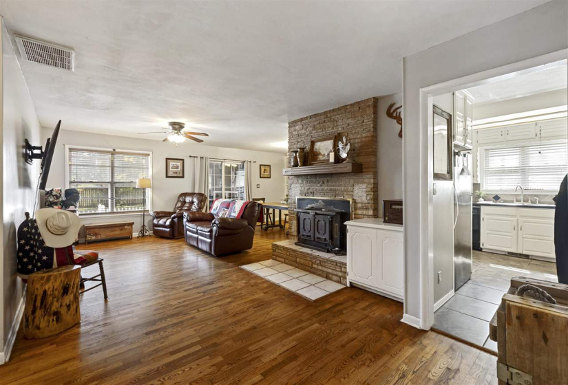 3 Bedrooms Bedrooms, 0 ,2 BathroomsBathrooms,Residential,Single Family,Cherokee,1,132633