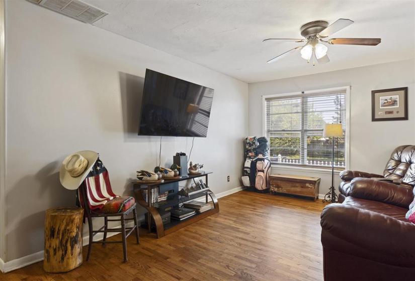 3 Bedrooms Bedrooms, 0 ,2 BathroomsBathrooms,Residential,Single Family,Cherokee,1,132633