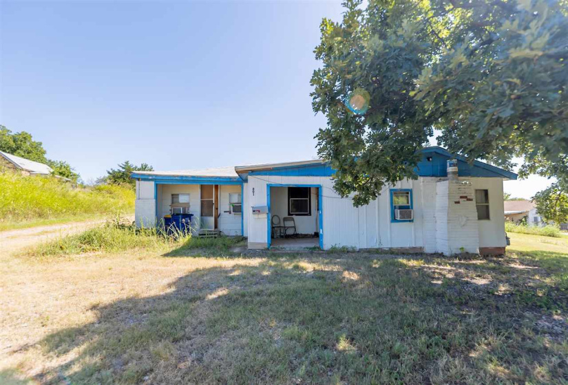 3 Bedrooms Bedrooms, 0 ,1 BathroomBathrooms,Residential,Single Family,22nd,1,132639