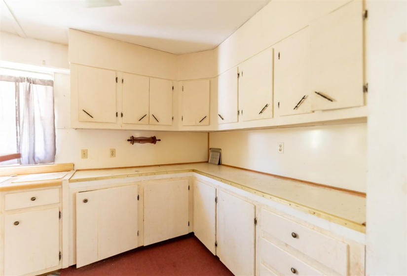 3 Bedrooms Bedrooms, 0 ,1 BathroomBathrooms,Residential,Single Family,22nd,1,132639