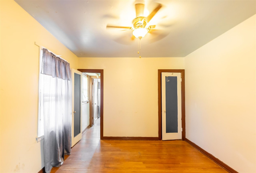 3 Bedrooms Bedrooms, 0 ,1 BathroomBathrooms,Residential,Single Family,22nd,1,132639