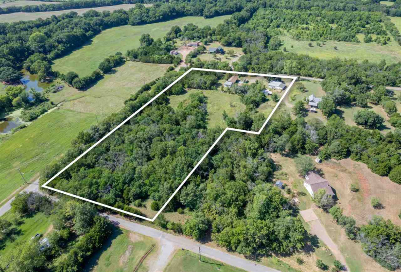 3 Bedrooms Bedrooms, 0 ,1 BathroomBathrooms,Residential,Single Family,22nd,1,132639