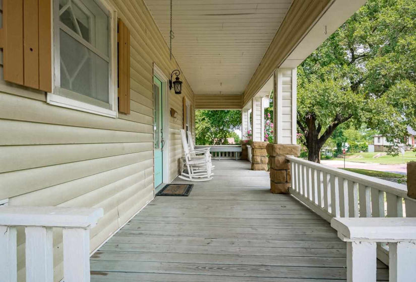 3 Bedrooms Bedrooms, 0 ,1 BathroomBathrooms,Residential,Single Family,5th,1,132647