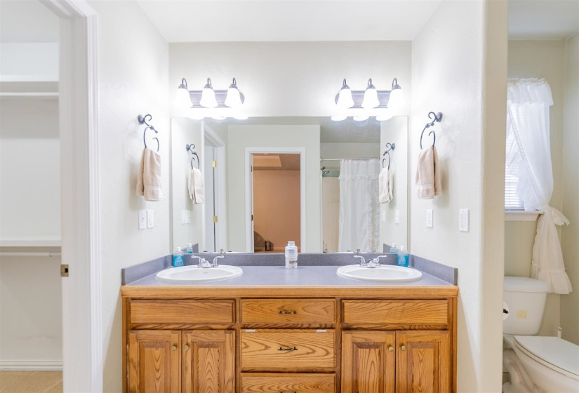 3 Bedrooms Bedrooms, 0 ,2 BathroomsBathrooms,Residential,Single Family,Emma,1,132649