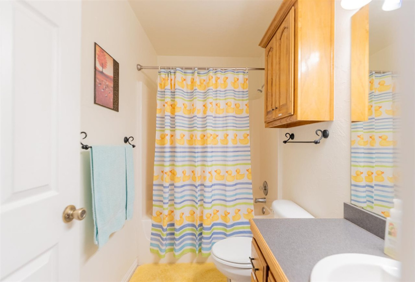 3 Bedrooms Bedrooms, 0 ,2 BathroomsBathrooms,Residential,Single Family,Emma,1,132649
