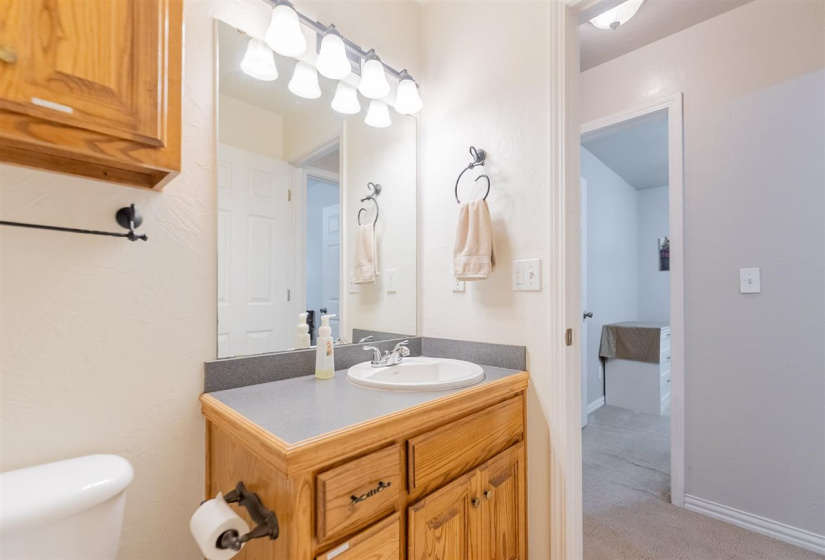3 Bedrooms Bedrooms, 0 ,2 BathroomsBathrooms,Residential,Single Family,Emma,1,132649