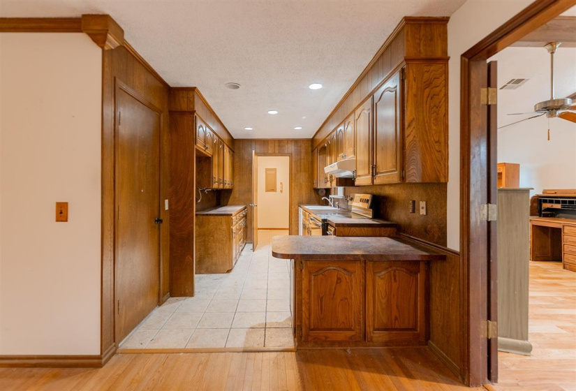 3 Bedrooms Bedrooms, 0 ,2 BathroomsBathrooms,Residential,Single Family,Payne,1,132653