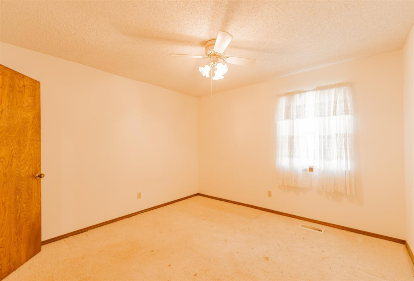 3 Bedrooms Bedrooms, 0 ,2 BathroomsBathrooms,Residential,Single Family,Payne,1,132653