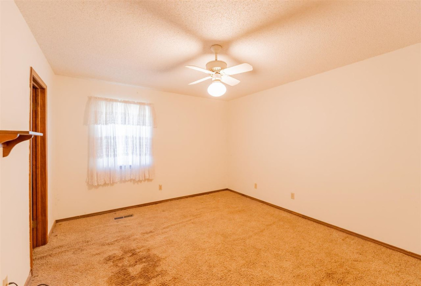 3 Bedrooms Bedrooms, 0 ,2 BathroomsBathrooms,Residential,Single Family,Payne,1,132653