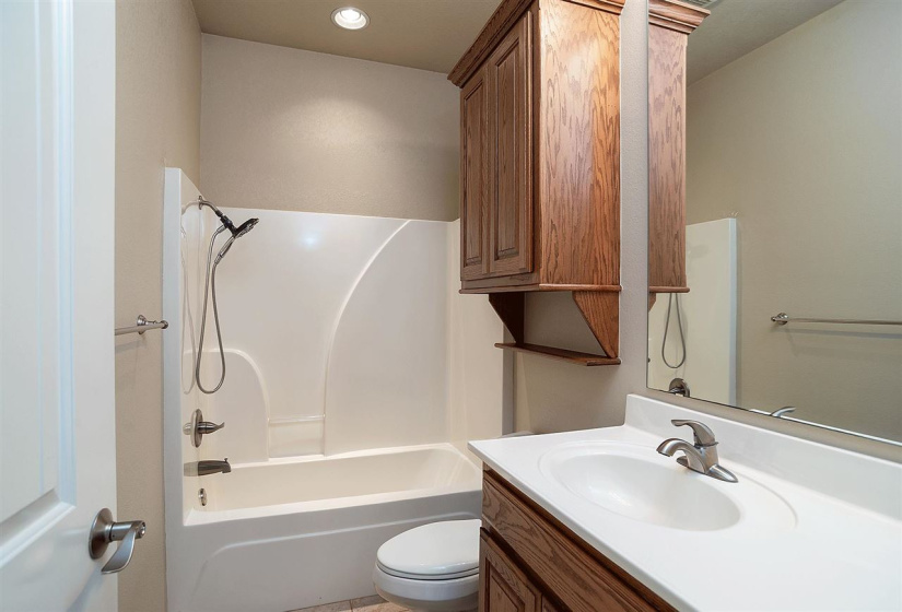 3 Bedrooms Bedrooms, 0 ,2 BathroomsBathrooms,Residential,Single Family,Canyon,1,132654