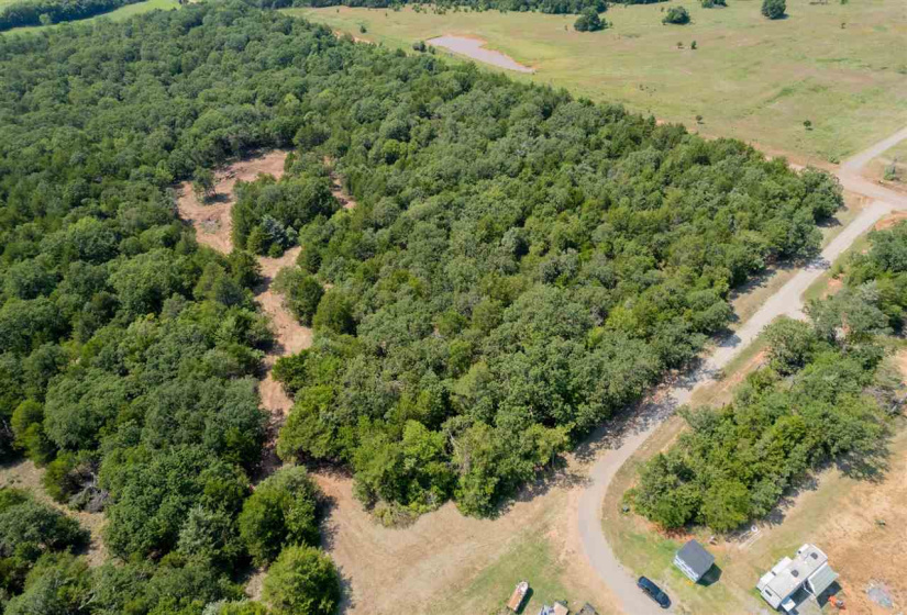 0 , 0 ,0,Lots/land,Platted,80th,0,132659