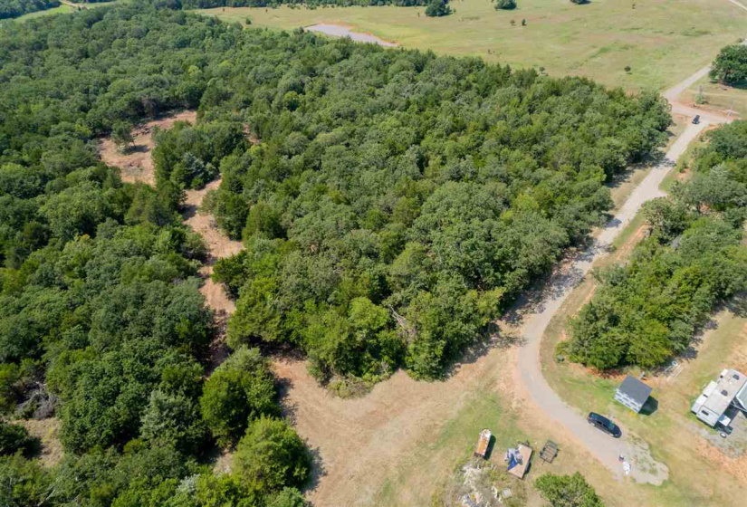0 , 0 ,0,Lots/land,Platted,80th,0,132659