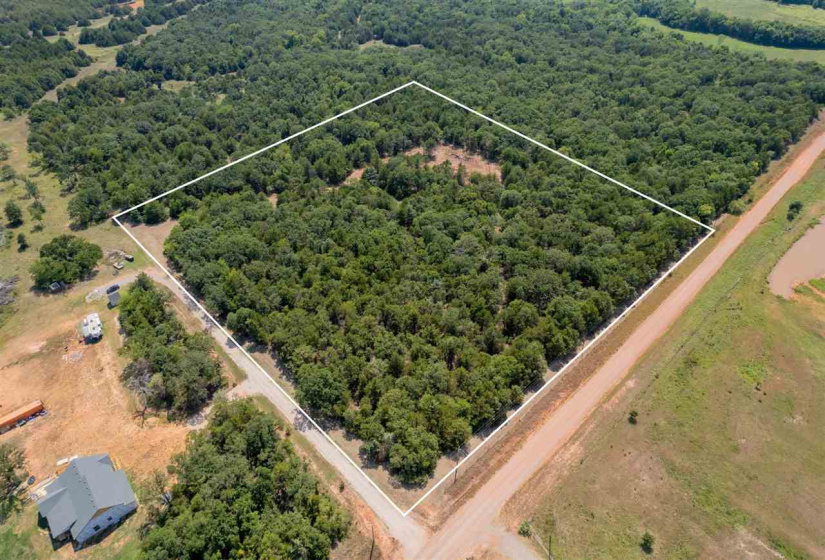 0 , 0 ,0,Lots/land,Platted,80th,0,132659