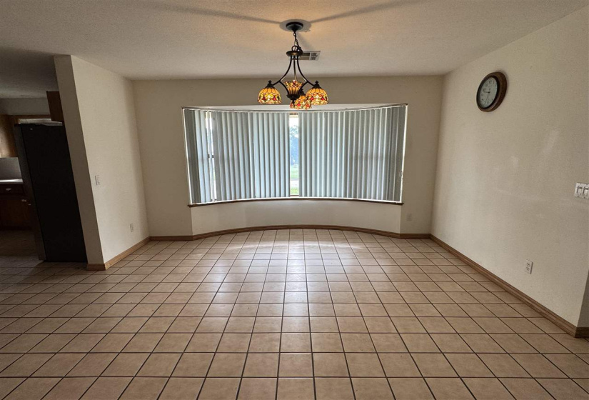 4 Bedrooms Bedrooms, 0 ,3 BathroomsBathrooms,Residential,Single Family,Country Club,1,132670