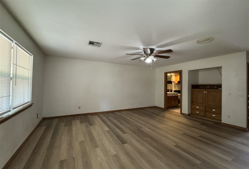 4 Bedrooms Bedrooms, 0 ,3 BathroomsBathrooms,Residential,Single Family,Country Club,1,132670