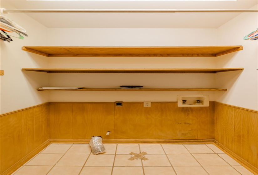 4 Bedrooms Bedrooms, 0 ,3 BathroomsBathrooms,Residential,Single Family,Country Club,1,132670