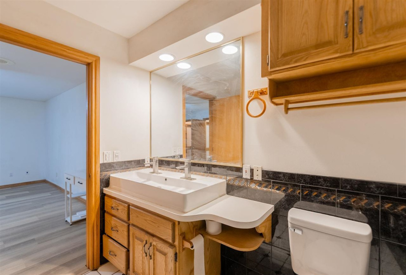 4 Bedrooms Bedrooms, 0 ,3 BathroomsBathrooms,Residential,Single Family,Country Club,1,132670