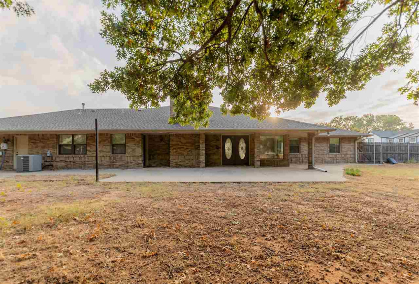 4 Bedrooms Bedrooms, 0 ,3 BathroomsBathrooms,Residential,Single Family,Country Club,1,132670