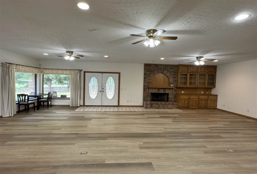 4 Bedrooms Bedrooms, 0 ,3 BathroomsBathrooms,Residential,Single Family,Country Club,1,132670