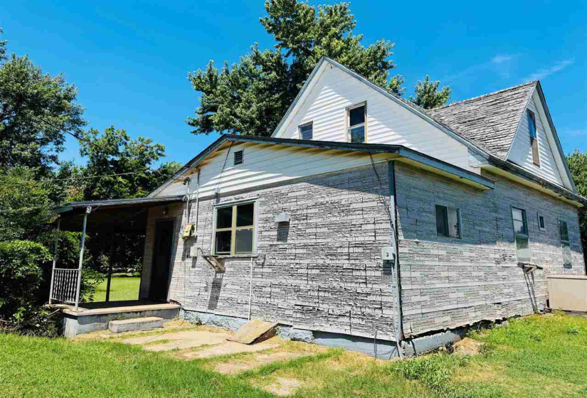 3 Bedrooms Bedrooms, 0 ,1 BathroomBathrooms,Residential,Single Family,Holly,1.5,132673