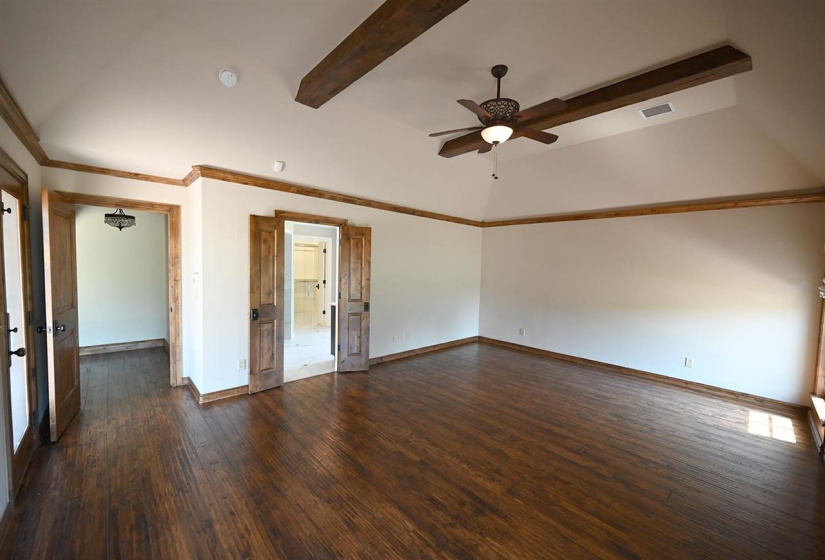 4 Bedrooms Bedrooms, 0 ,3 BathroomsBathrooms,Residential,Single Family,Chateau,1.5,132674