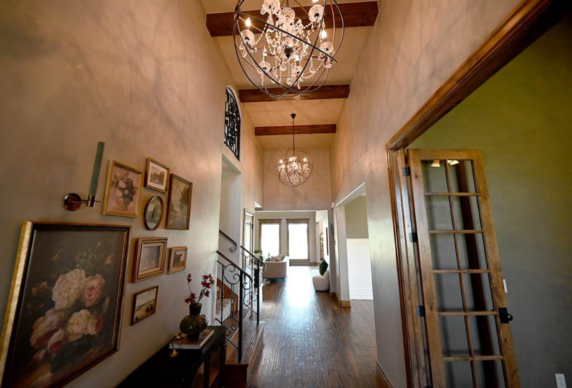 4 Bedrooms Bedrooms, 0 ,3 BathroomsBathrooms,Residential,Single Family,Chateau,1.5,132674