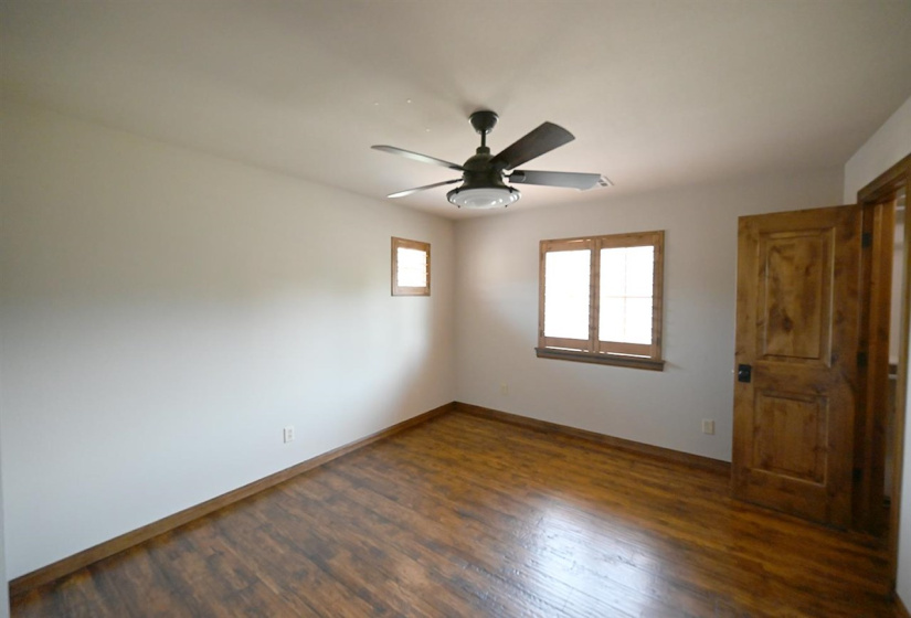 4 Bedrooms Bedrooms, 0 ,3 BathroomsBathrooms,Residential,Single Family,Chateau,1.5,132674