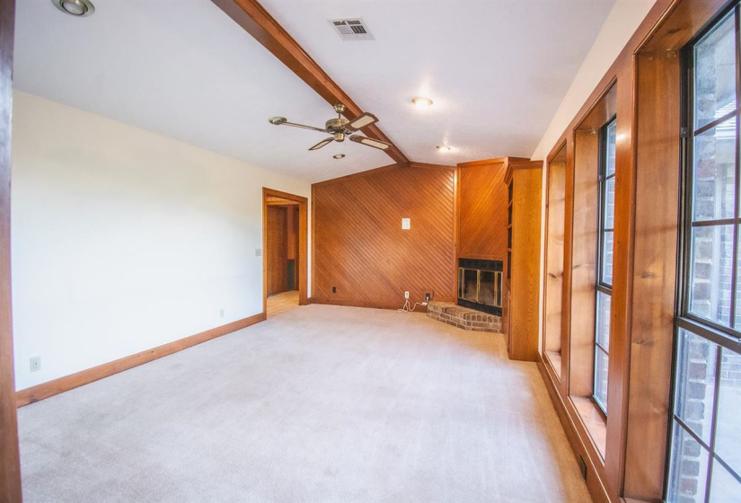 4 Bedrooms Bedrooms, 0 ,2 BathroomsBathrooms,Residential,Single Family,12th,1,132676