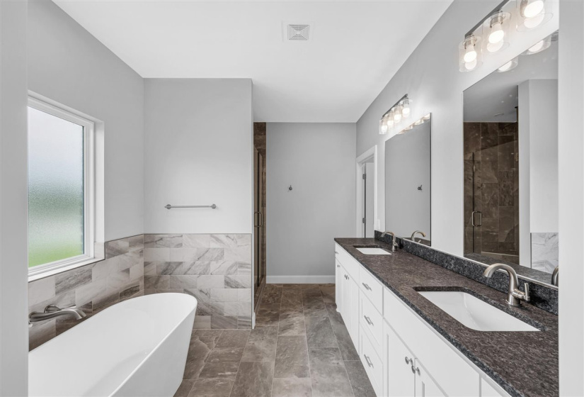 5 Bedrooms Bedrooms, 0 ,2 BathroomsBathrooms,Residential,Single Family,Brookwater Way,1,132677
