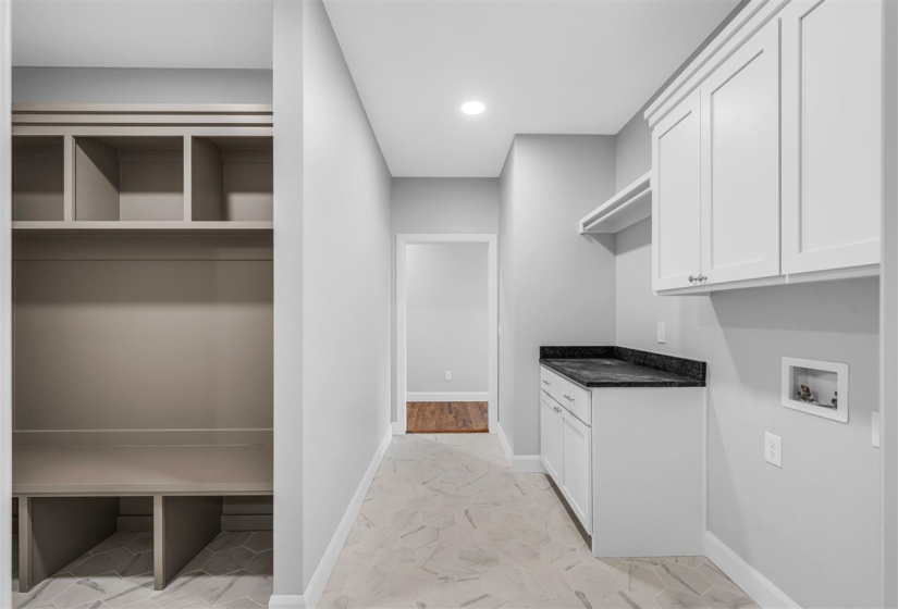 5 Bedrooms Bedrooms, 0 ,2 BathroomsBathrooms,Residential,Single Family,Brookwater Way,1,132677