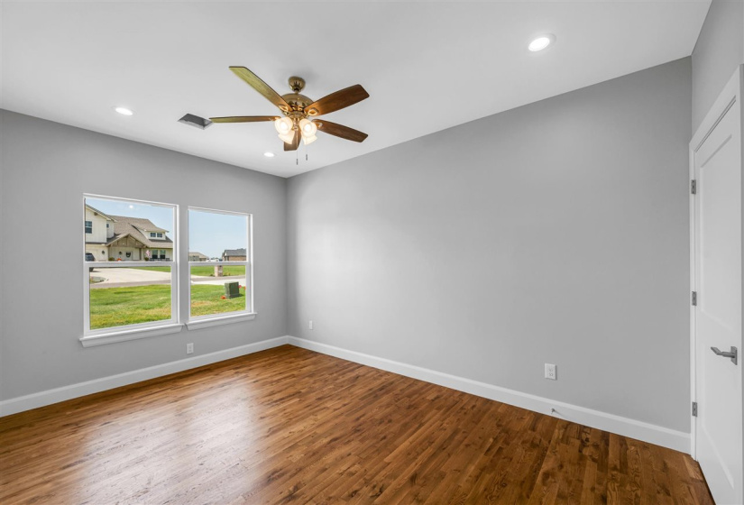 5 Bedrooms Bedrooms, 0 ,2 BathroomsBathrooms,Residential,Single Family,Brookwater Way,1,132677