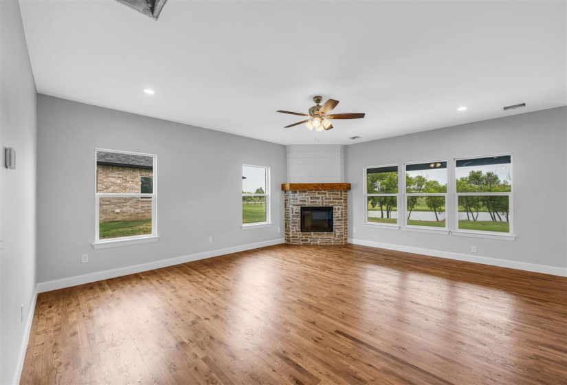 5 Bedrooms Bedrooms, 0 ,2 BathroomsBathrooms,Residential,Single Family,Brookwater Way,1,132677