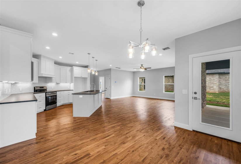 5 Bedrooms Bedrooms, 0 ,2 BathroomsBathrooms,Residential,Single Family,Brookwater Way,1,132677
