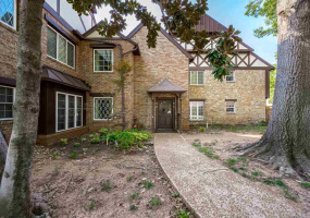 2 Bedrooms Bedrooms, 0 ,2 BathroomsBathrooms,Residential,Condominium/townhouse,Brentwood,1,132688