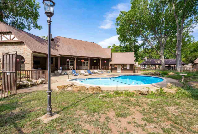 2 Bedrooms Bedrooms, 0 ,2 BathroomsBathrooms,Residential,Condominium/townhouse,Brentwood,1,132688