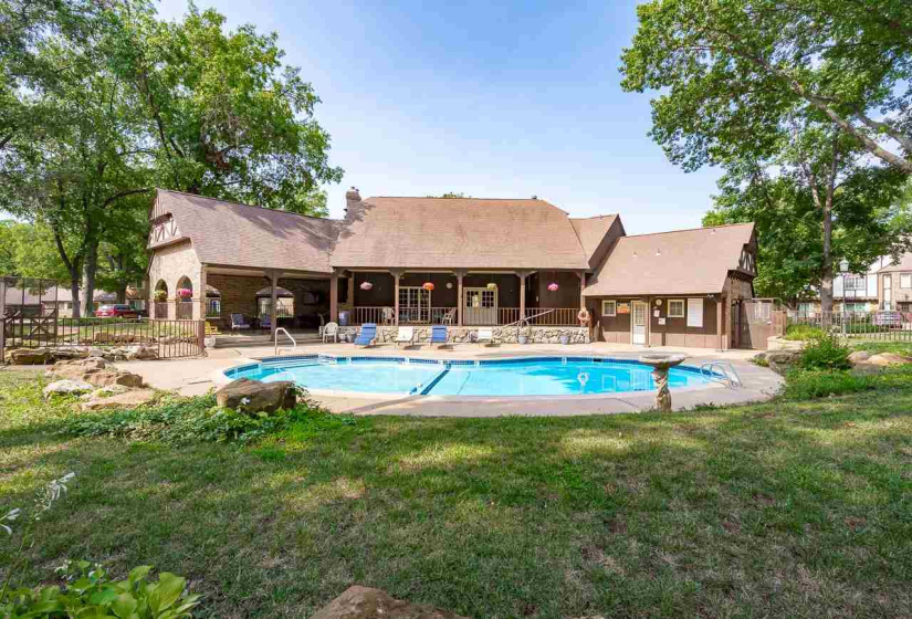 2 Bedrooms Bedrooms, 0 ,2 BathroomsBathrooms,Residential,Condominium/townhouse,Brentwood,1,132688