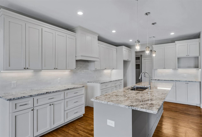 4 Bedrooms Bedrooms, 0 ,3 BathroomsBathrooms,Residential,Single Family,Brookwater Way,1,132689