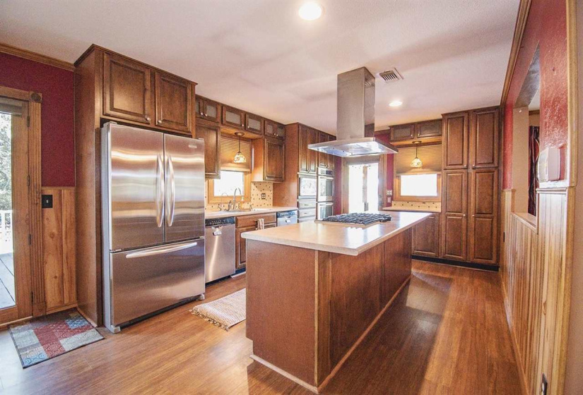 4 Bedrooms Bedrooms, 0 ,3 BathroomsBathrooms,Residential,Single Family,Underwood,1,132692
